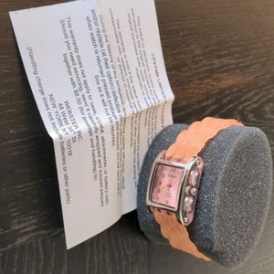 Quartz ladies watch